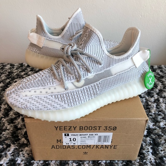 NWT YEEZY BOOST 350 V2 STATIC "NON REFLECTIVE"
